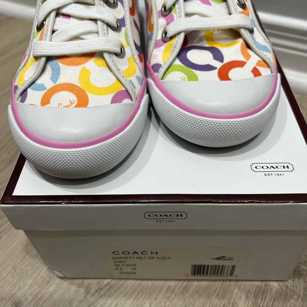 Coach shoes - Picture 2 of 5